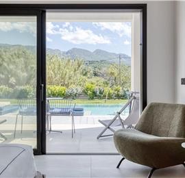 5 bedroom luxury seaside villa with indoor & outdoor pool, near Acharavi, sleeps 10